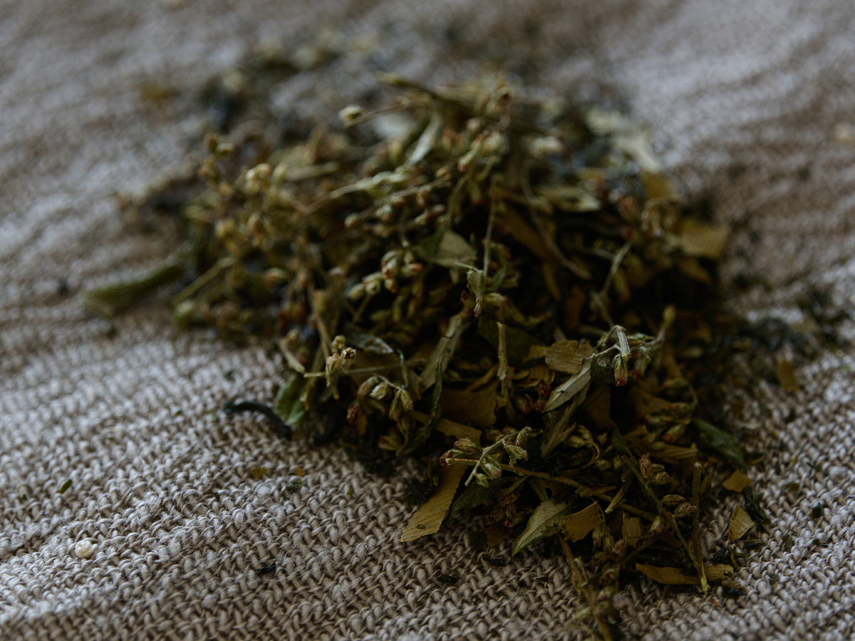 No.465 Yabukita Kamairi Sencha, Mugwort Flowers & Ginkgo Leaf Blend <Floral & Herbal>