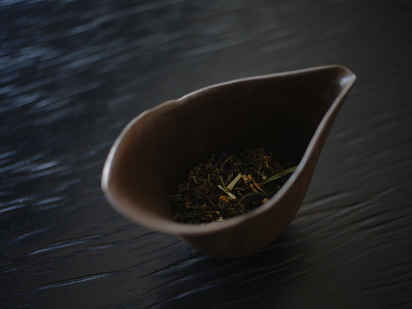 No.455 包種茶と煎り番茶、カモミール、青紫蘇葉のブレンド茶 <ハーブ・余韻>